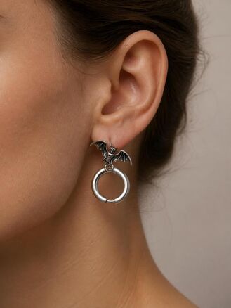 Helix piercing do ucha chirurgická ocel, s netopýrem