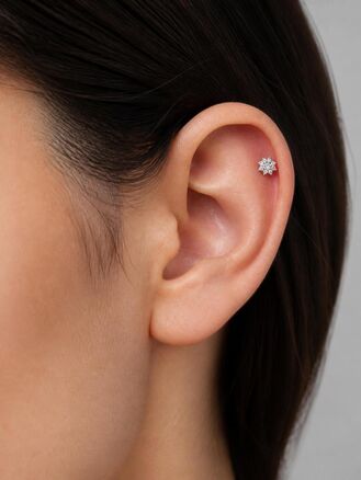 Piercing do brady, ucha nebo rtů, kvítek s krystalky, leštěná chirurgická ocel